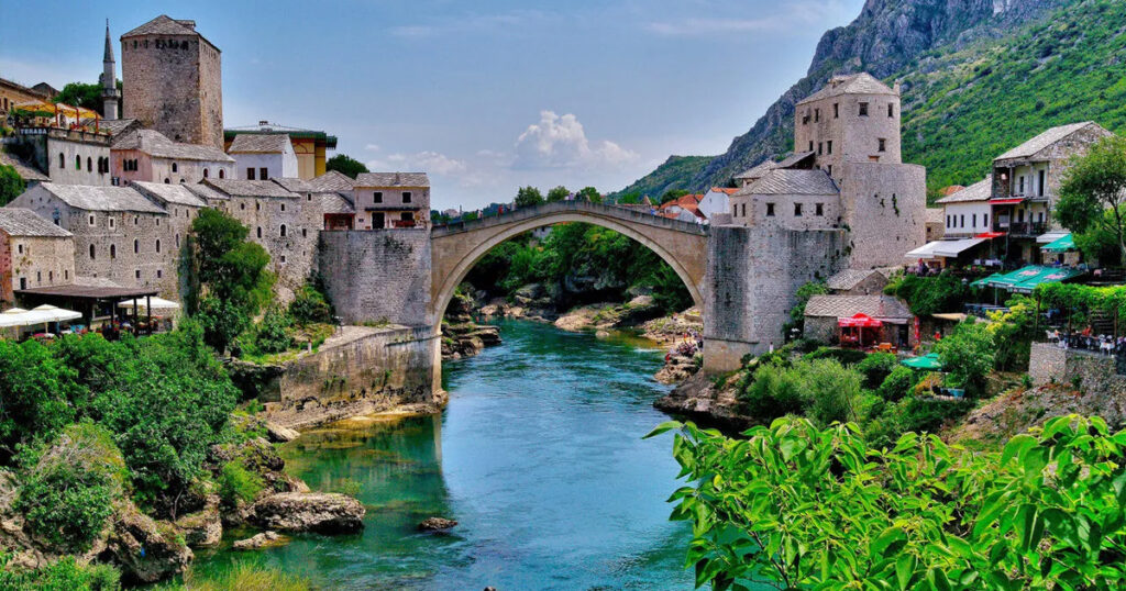 Vizesiz Gidilebilecek Ülkeler: Bosna-Hersek