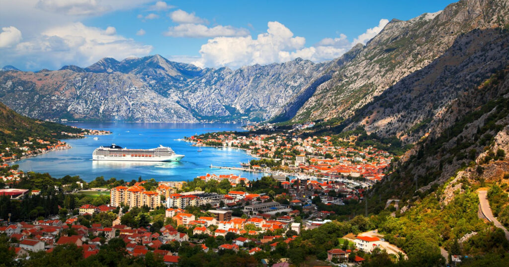 Vizesiz Gidilebilecek Ülkeler: Karadağ